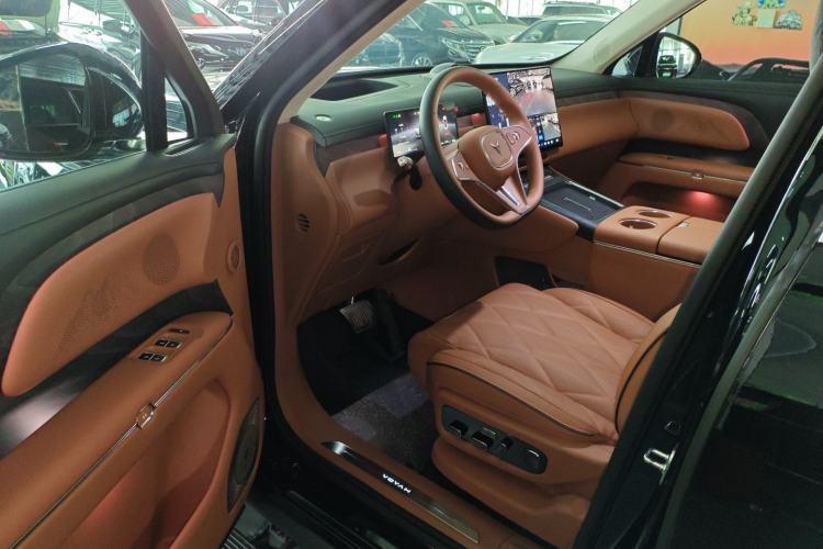 Used VOYAH Titan 2026 Model Max+ Driver Seat