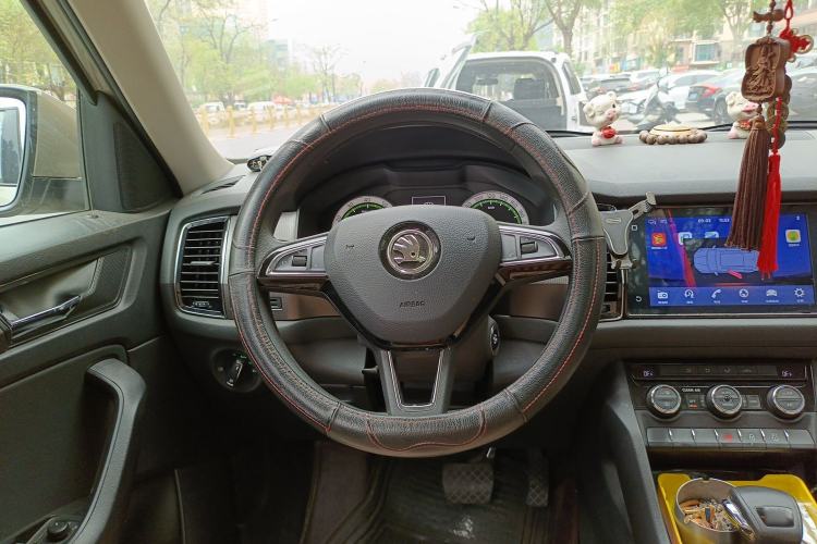 Used Skoda Kodiaq 2018 Facelifted TSI330 5-Seater Two-Wheel-Drive Comfort Edition
