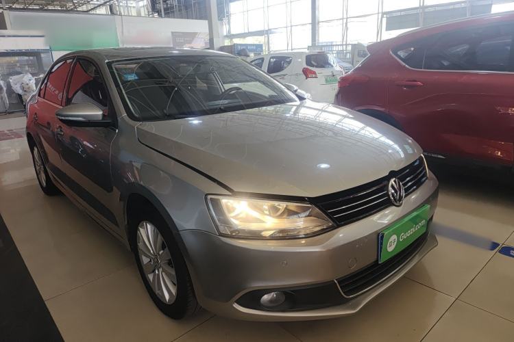 Used Volkswagen Sagitar 2014 Revised Version 1.4TSI Automatic Luxury Edition Front Right 45 Deg