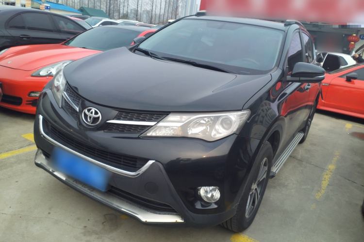Used Toyota RAV4 2015 2.0L CVT Two-Wheel Drive Fashion Edition