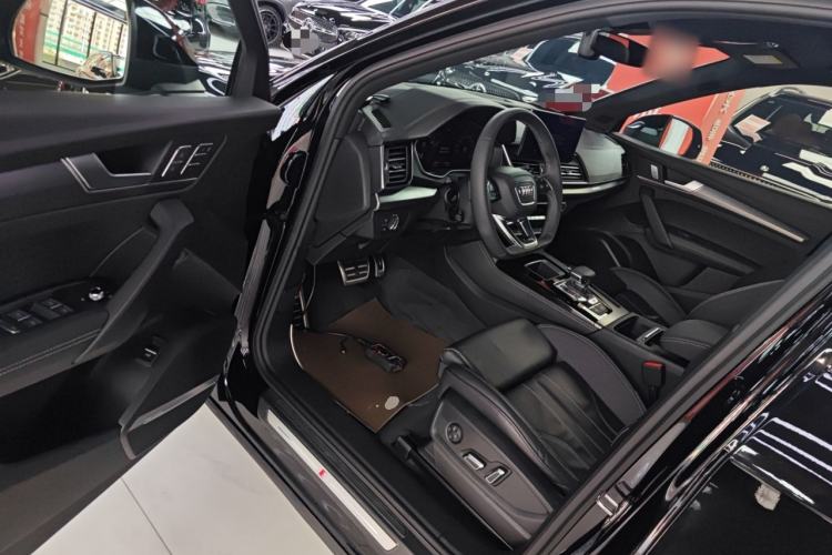 Used Audi Q5L 2024 45 TFSI Luxury Dynamic Model Driver Seat