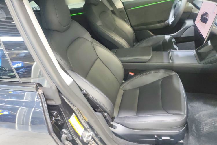 Used Tesla Model 3 2023 Long-Range All-Wheel-Drive Version
