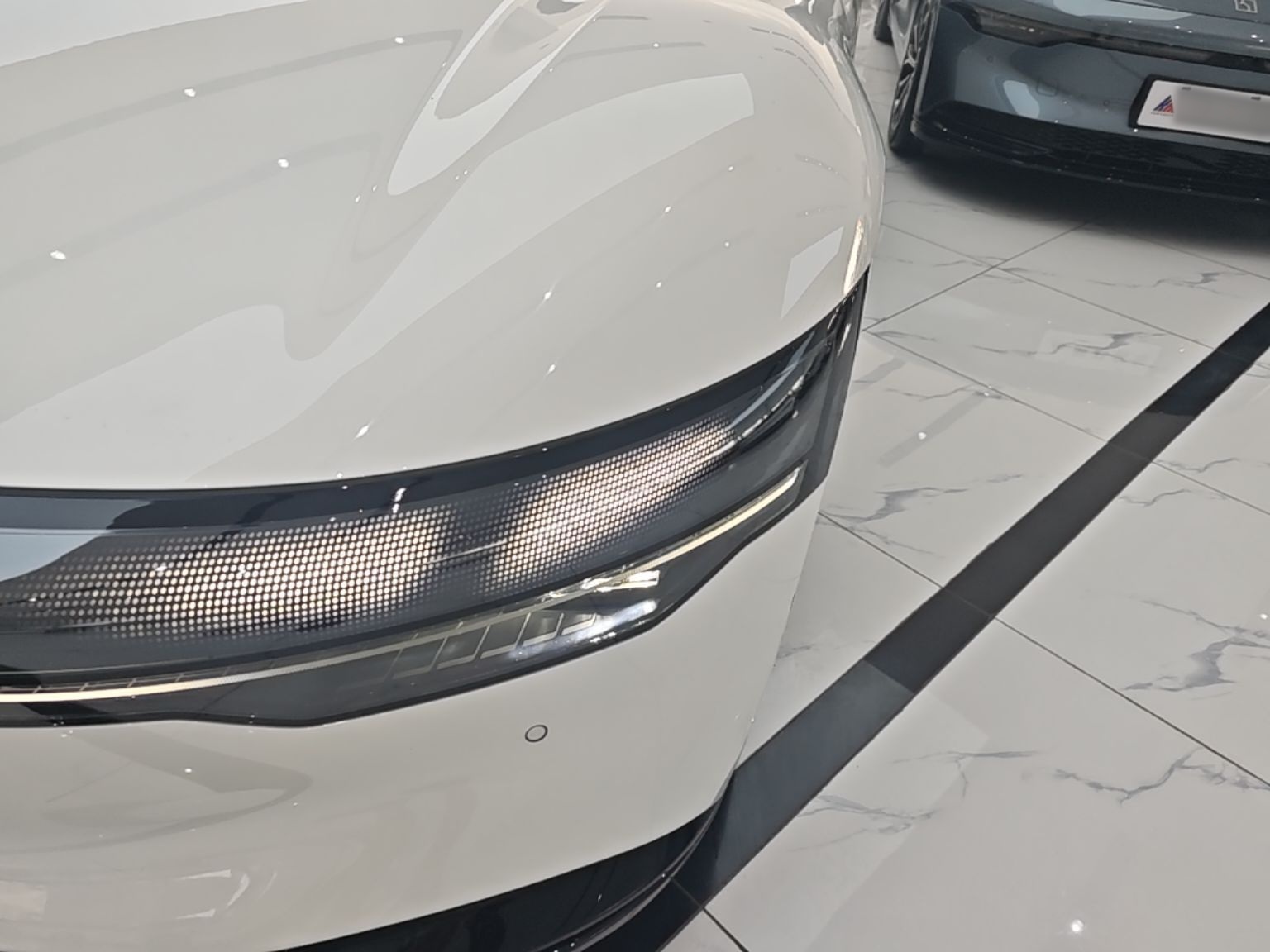Zeekr 007 2025 Long-Range Rear-Wheel-Drive Intelligent Driving Version 100 kWh — снимка 8