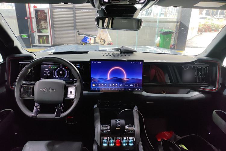 Used Formula Leopard Leopard 5 2023 Navigator Edition
