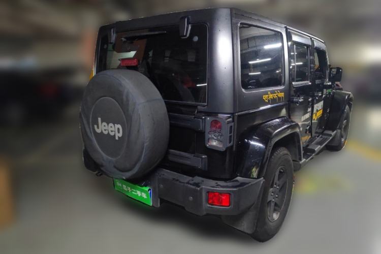 Used Jeep Wrangler 2012 3.6L Sahara Four-Door Edition
