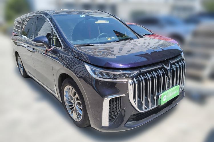 Used VOYAH Dream 2022 Low-Carbon Edition Dream+ Smart Enjoyment Package Front Right 45 Deg