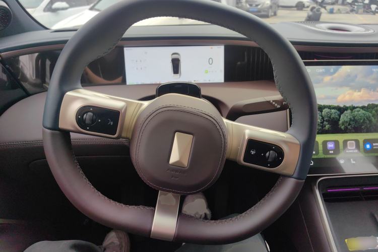 Used Avatr 11 2025 Year Updated Max Extended-Range Version Steering Wheel