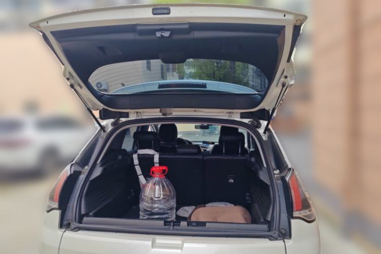 Used Peugeot 3008 2016 2.0L Automatic Classic Edition Trunk