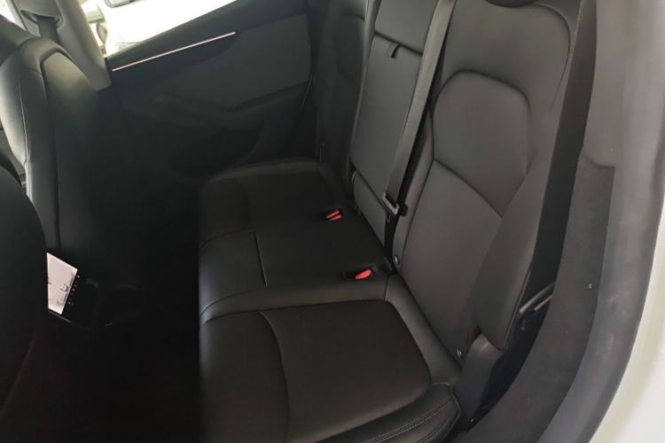 Used Tesla Model Y 2025 Rear-Wheel-Drive Version