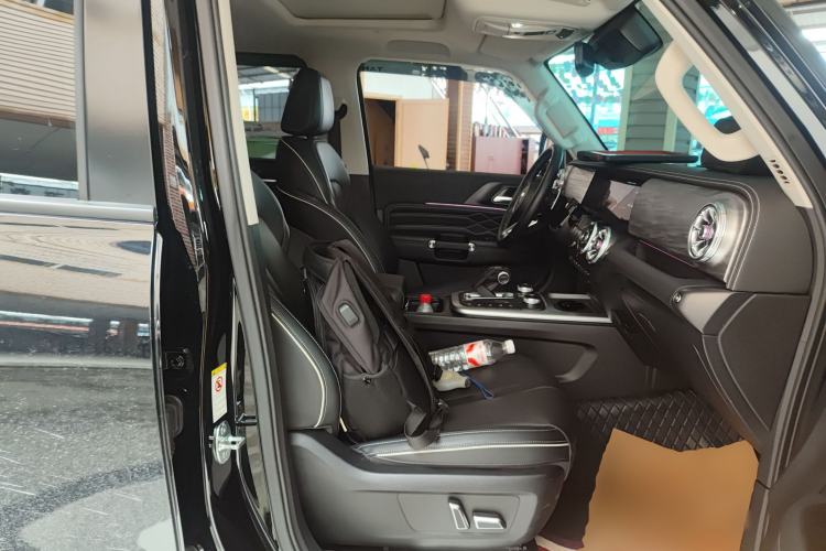 Used Tank 300 2023 City Edition 2.0T—Stylish as Ever
