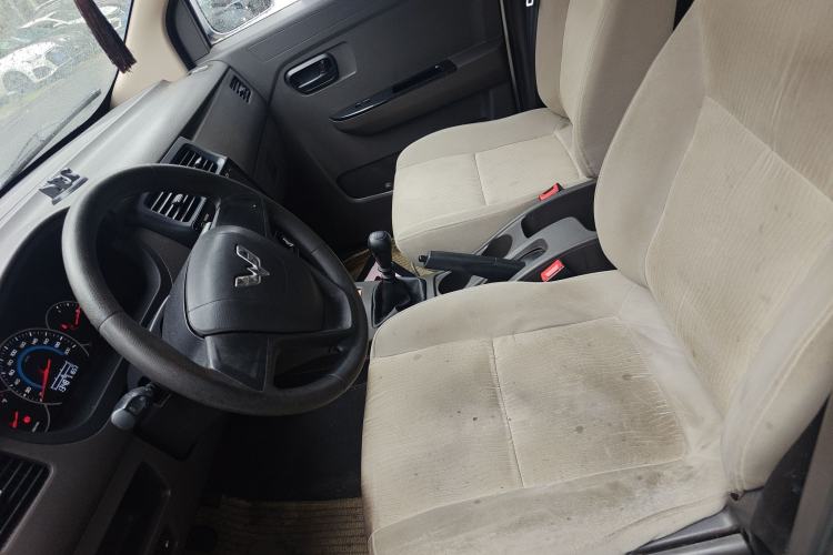 Used Wuling Rongguang V 2019 1.5L Standard Version China VI LAR