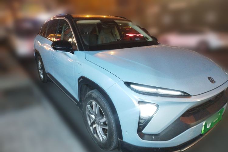 Used Nio ES6 2020 420 km Sport Edition Front Right 45 Deg