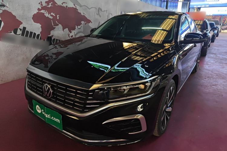 Used Volkswagen Passat 2022 330TSI Elite Edition Custom Version