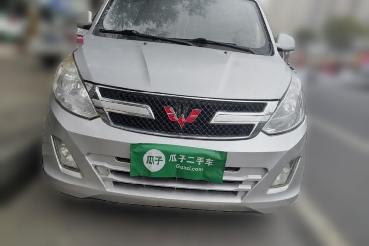 Used Wuling Rongguang V 2015 1.2L Base Version