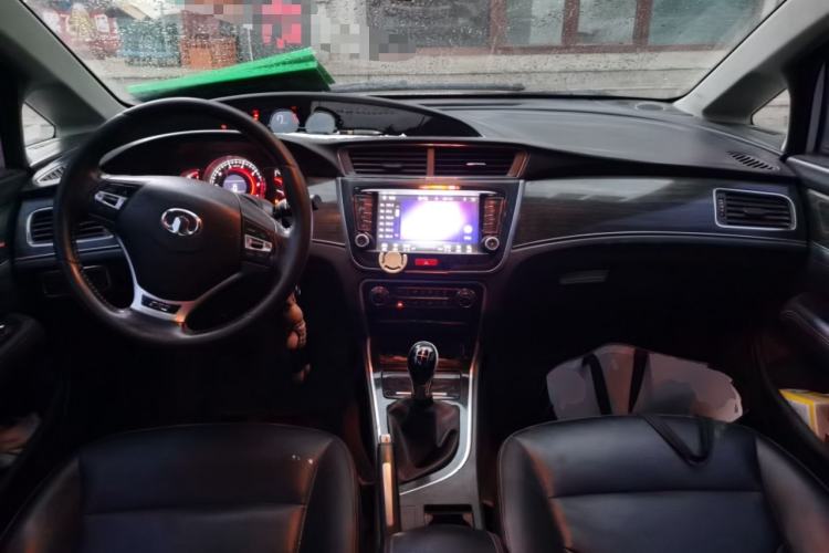 Used Great Wall C50 2014 Upgraded Model 1.5T Manual Comfort Version
