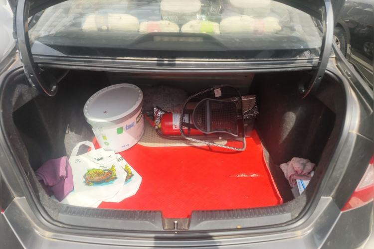 Used Skoda Rapid 2013 1.6L Manual Enjoyment Model