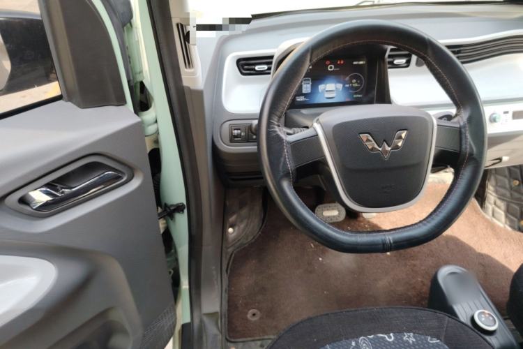 Used Wuling Hongguang MINIEV 2021 Macaron Premium Model – Lithium-NMC Steering Wheel