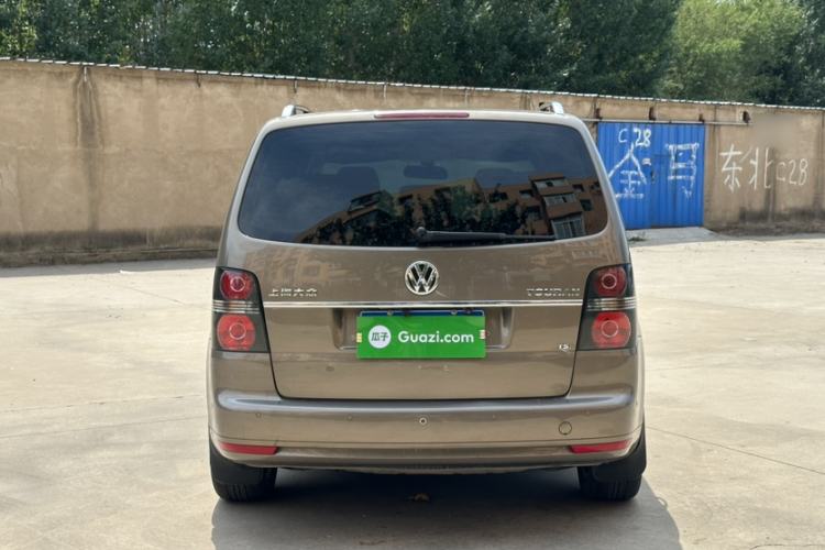 Used Volkswagen Touran 2015 1.4T DSG Luxury Edition 5-Seater