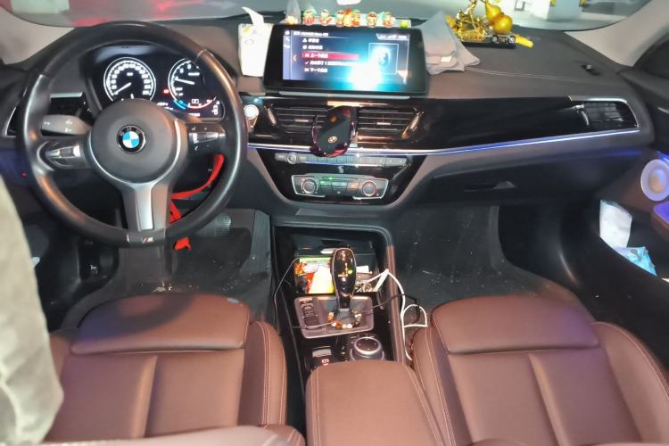 Used BMW 1 Series 2021 Revised 120i M Sport Night Edition Center Console