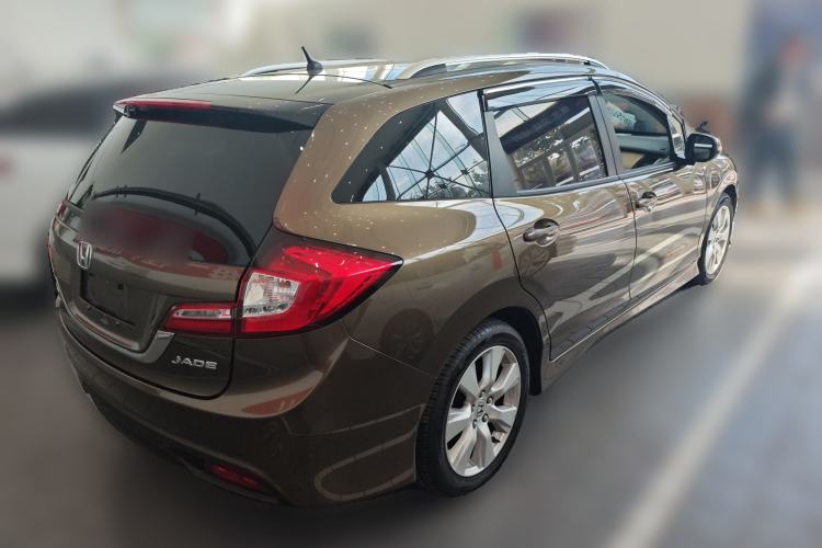 Used Honda Jade 2014 1.8L Automatic Comfort Elite Version 5 Seats
