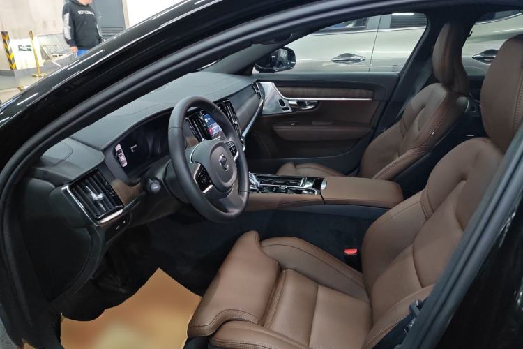 Used Volvo S90 New Energy 2025 Plug-in Hybrid Four-Wheel Drive Long-Range Luxury Smart Edition Driver Seat