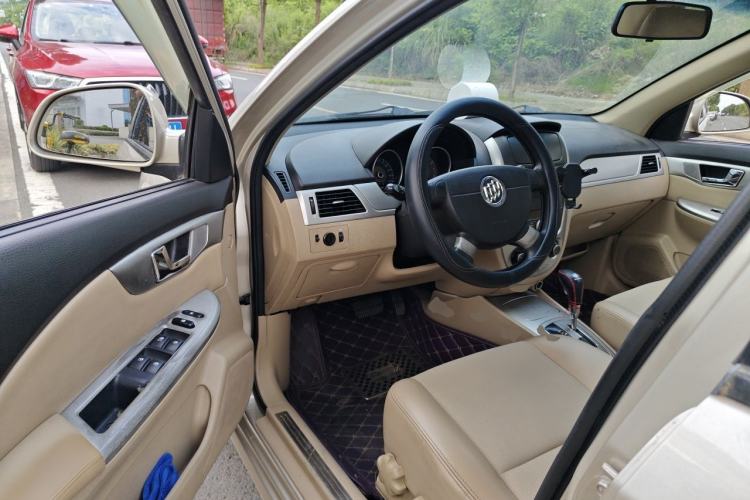 Used Buick Excelle 2013 1.5L Automatic Classic Model