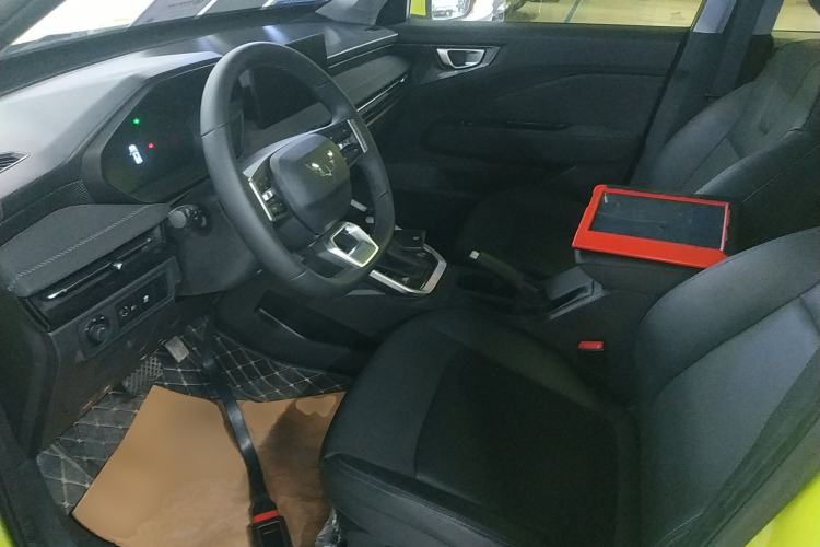 Used Wuling Alvez 2022 1.5L CVT Comfort Edition