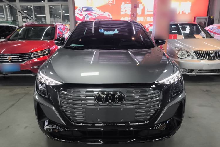 Used Audi Q5 e-tron 2022 50 e-tron quattro edition one Artistic Collection Edition