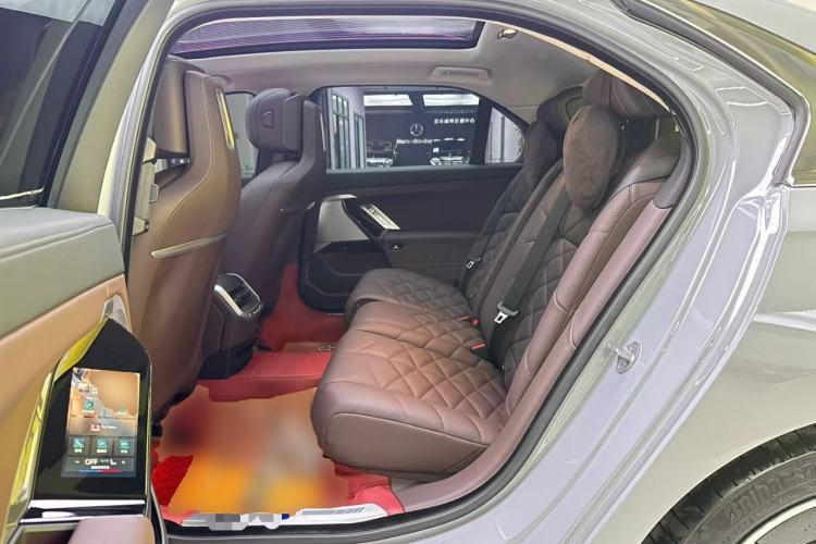 Used BMW 7 Series 2023 735Li M Sport Package
