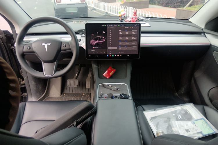 Used Tesla Model Y 2024 Rear-Wheel-Drive Version
