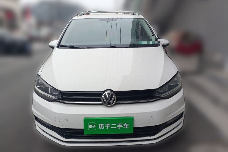 Used Volkswagen Touran 2016 Volkswagen Touran L 280TSI DSG Comfort Edition Front