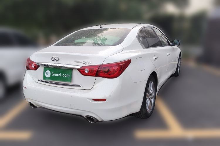 Used Infiniti Q50 2014 2.0T Comfort Edition