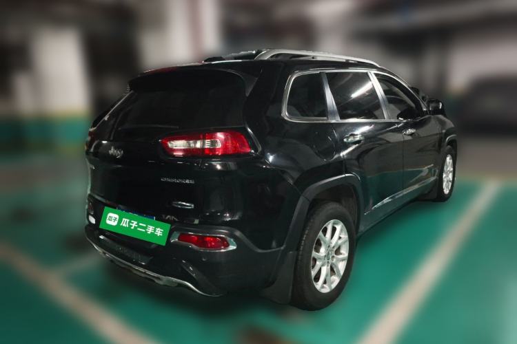 Used Jeep Cherokee 2016 2.4L Leading Edition