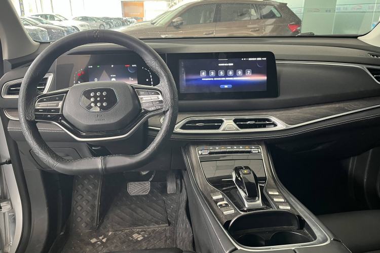 Used Landian E5 2023 1.5L DE-i 100KM Comfort Edition 7-Seater