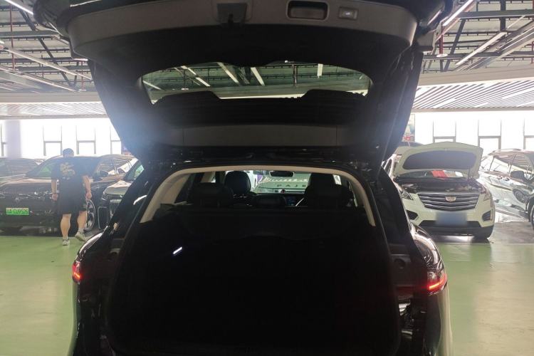 Used VOYAH FREE 2024 Ultra-Long Range Intelligent Driving Version Trunk