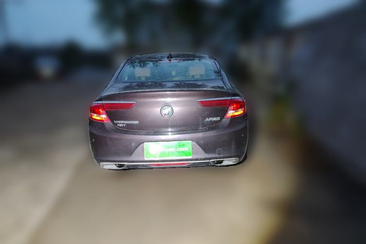 Used Buick LaCrosse 2018 28T Elite Edition Rear