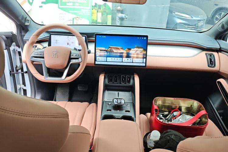 Used BYD Song L EV 2025 Intelligent Driving Version 662 km LiDAR Excellence Edition
