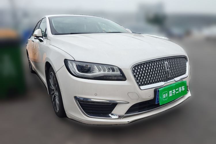 Used Lincoln MKZ 2019 2.0T Luxury Edition China VI Standard Front Right 45 Deg
