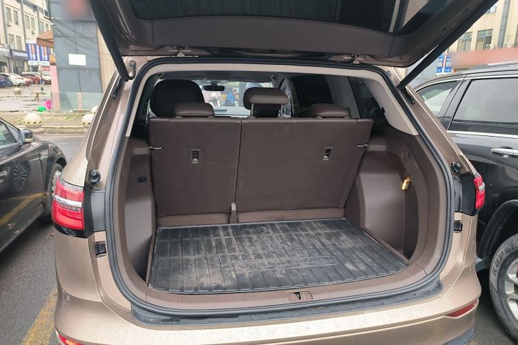 Used Volkswagen Viloran 2020 380TSI Prestige Edition Trunk