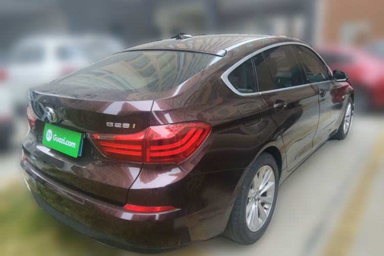 Used BMW 5 Series GT 2015 528i Leading Model
