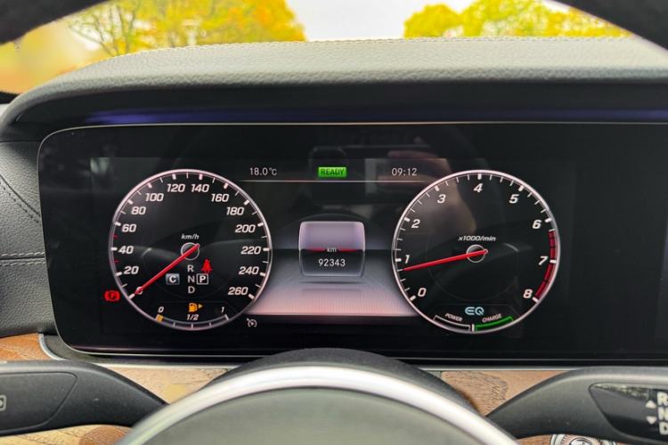 Used Mercedes-Benz E-Class 2019 E 260 L
