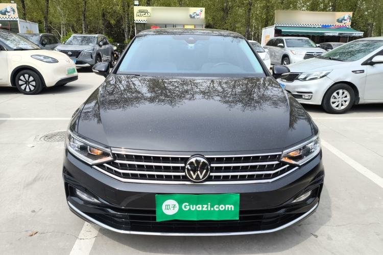 Used Volkswagen Magotan 2023 2 Million Units Commemorative Edition 330TSI DSG Luxury Version
