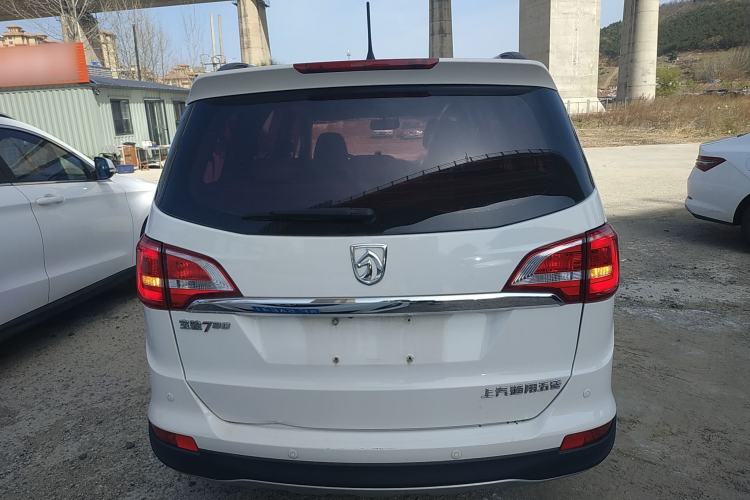 Used Baojun 730 2016 1.5L Manual Comfort Version 7 Seats China V Emission Standard Rear