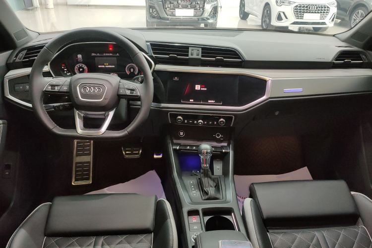 Used Audi Q3 2024 35 TFSI Fashion Dynamic Edition