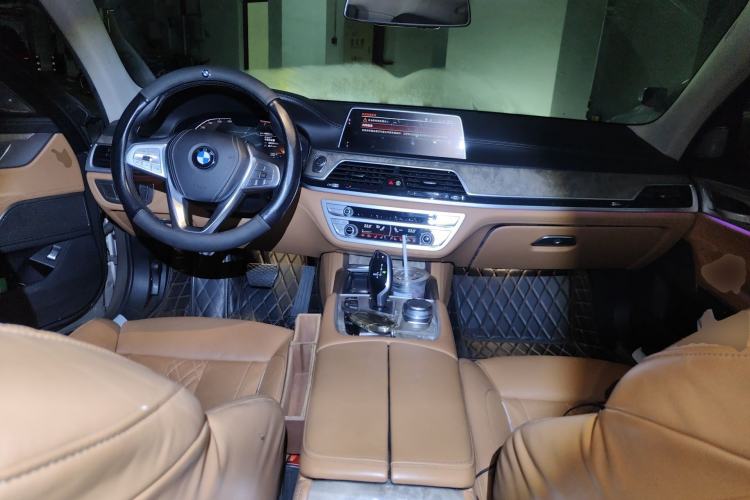 Used BMW 7 Series 2019 Restyled 740Li Leading Luxury Package Center Console