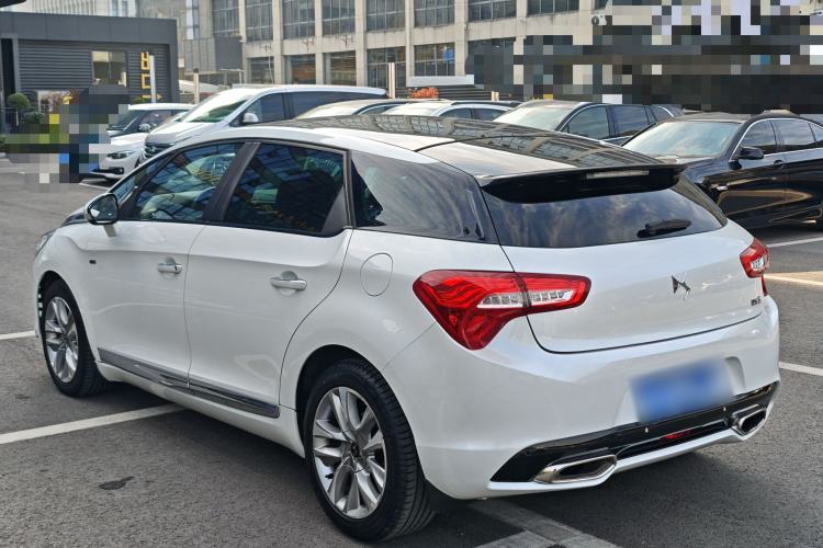 Used DS 5 2013 1.6T Luxury Edition THP160
