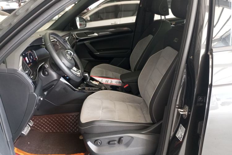 Used Volkswagen Tayron 2020 380TSI All-Wheel Drive R-Line Connected Version
