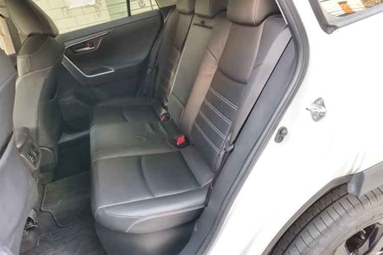 Used Toyota RAV4 2021 Revised Version Dual-Motor Hybrid 2.5L E-CVT 4x4 Elite PLUS Edition