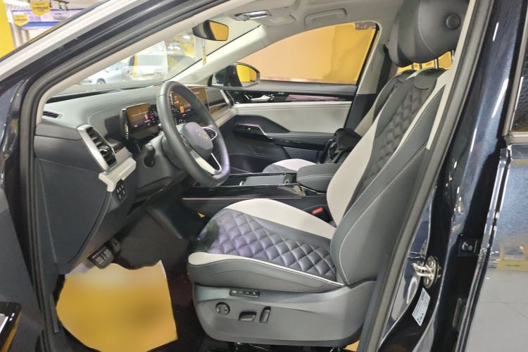 Used Volkswagen ID.6 CROZZ 2022 Long-Range PRO Edition