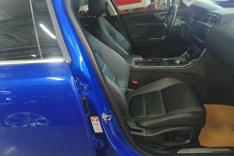 Used Jaguar XEL 2019 2.0T 200 PS Deluxe Edition
